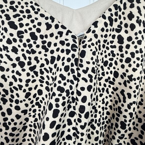 Pink Lilly Animal Print One-piece Shorts Jumper Size Large Tie Waist - Picture 4 of 7